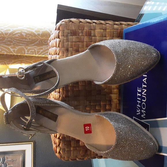 White Mountain Court Espadrille Wedges 10M - Picture 1 of 5